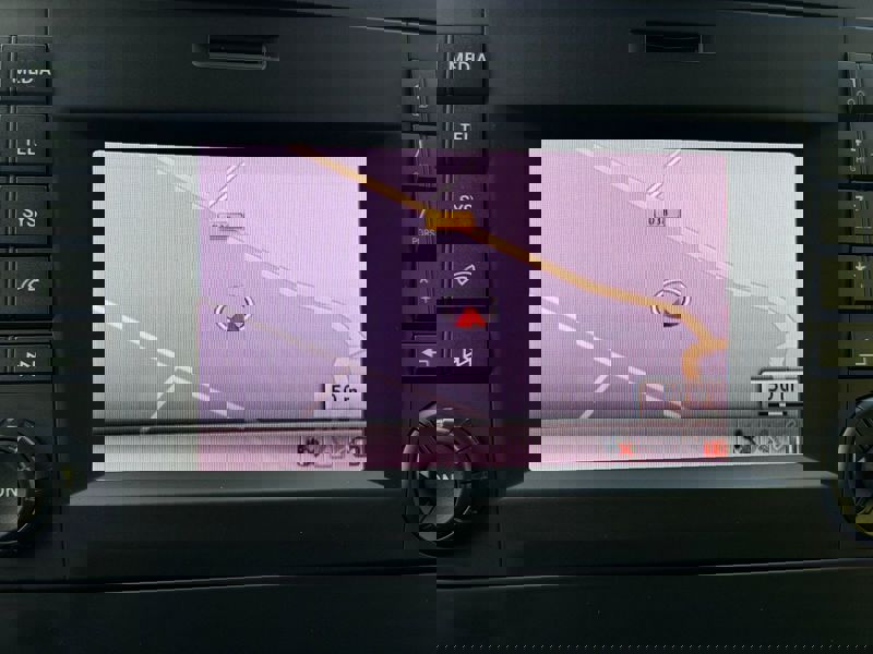 Image Mercedes-Benz VITO 114 2.2D 136 BlueTEC Tourer PRO Long 9 places GPS Attelage Bluetooth Régul Clim  Gtie 1 an 